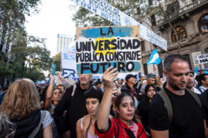 A pocos días de la marcha universitaria, convocaron a paritarias pero no hubo acuerdo imagen-1