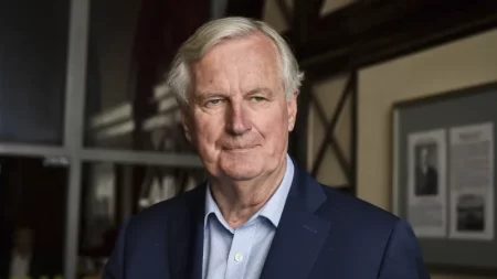 Michel Barnier es nombrado primer ministro de Francia, rompiendo con dos meses de estancamiento político imagen-9