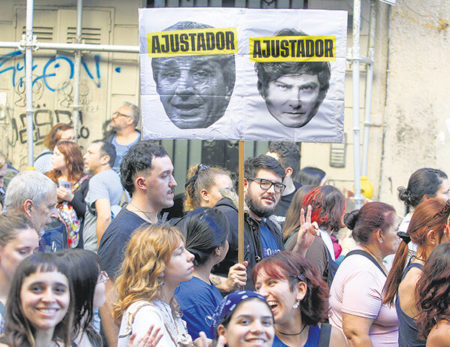 BOCHAZO EN EL SENADO imagen-7