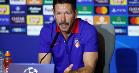 El Cholo Simeone volvió a hablar de Julián Álvarez: "Hay que ayudarlo" imagen-7