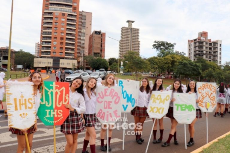 Este jueves se realizará la segunda prueba piloto de la Estudiantina de Posadas imagen-3