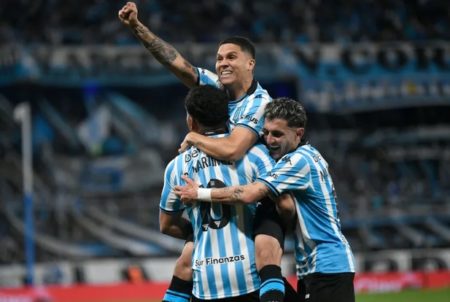 Racing se hizo fuerte en Avellaneda y le ganó a Boca imagen-14