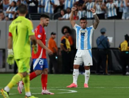 Argentina recibe a Chile por Eliminatorias sin Messi imagen-15