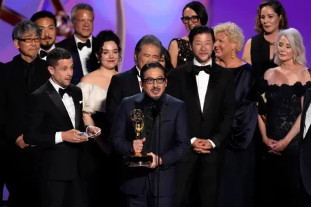 Lo mejor de los Emmy: 'Shōgun' hace historia, sorprende y se escucha un 'maullido' en todo el mundo imagen-9