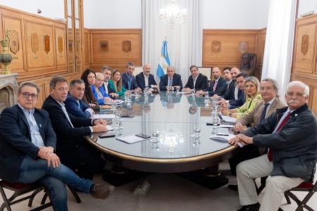 🔴 En vivo. La Casa Rosada activa su operativo para aprobar el Presupuesto imagen-7