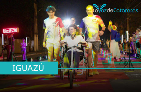 123° Aniversario de Iguazú: Más de 600 corredores y un emotivo encuentro familiar y deportivo en la carrera nocturna imagen-15