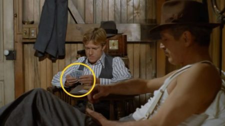 Pausa 'El golpe' en 1 hora y 46 minutos y mira bien la mano de Robert Redford en ese mismo instante imagen-14