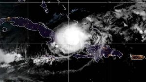 El huracán Oscar tocó tierra en Cuba, informó el centro nacional de Huracanes de EE.UU. imagen-4