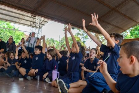 Alumnos de la escuela Estrada disfrutaron de una nueva entrega de Cultura en Movimiento imagen-6