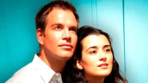 "Tú me protegiste": Cote de Pablo solo pudo soportar una escena de amor de 'NCIS' gracias a Michael Weatherly y se lo agradece 19 años después imagen-1