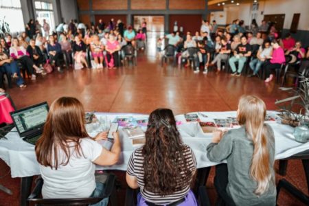 El Gobierno provincial fortalece el sector productivo con entregas de créditos a mujeres rurales imagen-15