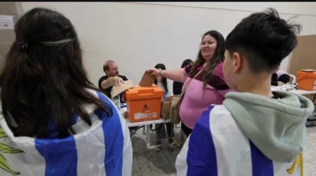 Elecciones en Uruguay: votó más del 84 por ciento del padrón imagen-11