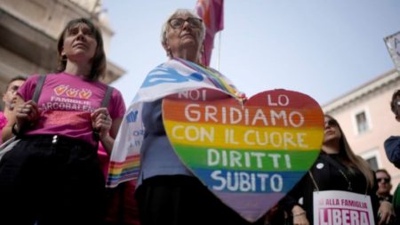 Italia penaliza la gestación subrogada en el extranjero, una medida tachada de "medieval" por los críticos imagen-6