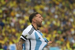 Otamendi volvió a descartar su llegada a River imagen-2