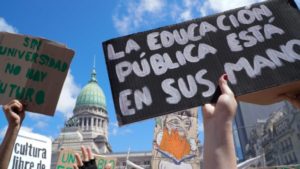 Docentes universitarios harán un paro nacional de una semana desde el próximo lunes imagen-2