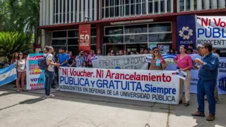 Universidades realizarán este jueves un paro contra el veto de Milei imagen-10