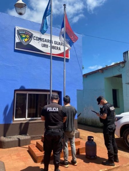 Efectivos de Guaraní detuvieron a joven implicado en un hecho de robo imagen-8