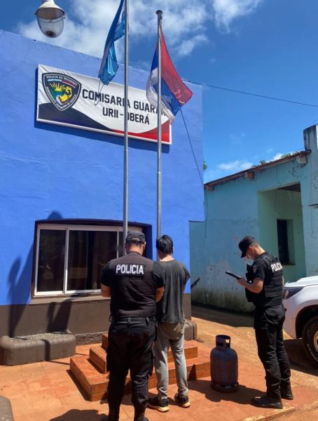 Efectivos de Guaraní detuvieron a joven implicado en un hecho de robo imagen-68