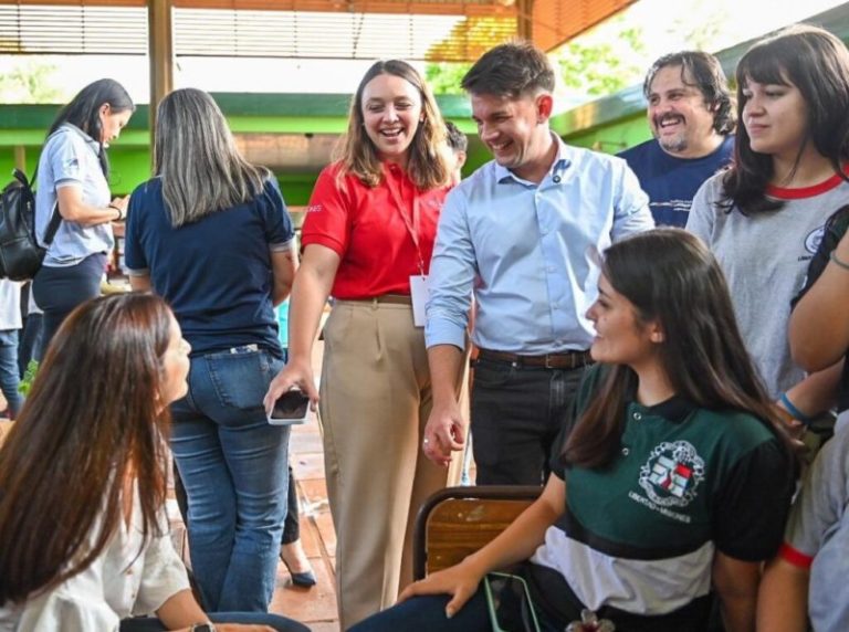 Más de 900 jóvenes participaron de la Vice en tu Escuela en Zona Norte imagen-4