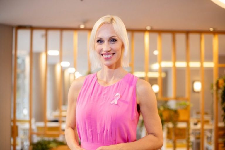 Ingrid Grudke se suma a la Campaña de Concientización en el diagnóstico precoz del Cáncer de mama del IPS imagen-5