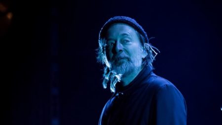 Thom Yorke, cantante de Radiohead, abandona el escenario tras ser abucheado por un manifestante propalestinos imagen-8