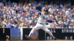 Muere la exsuperestrella de las Grandes Ligas de Beisbol Fernando Valenzuela a los 63 años imagen-2