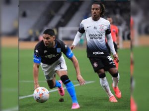 Copa Sudamericana: en un partidazo, Racing empató 2 a 2 con Corinthians por la primera semifinal imagen-3