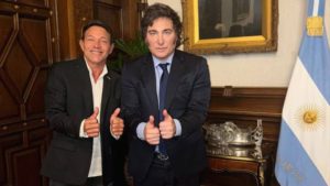 Javier Milei recibió a Jordan Belfort, el “Lobo de Wall Street”, en la Casa Rosada imagen-3