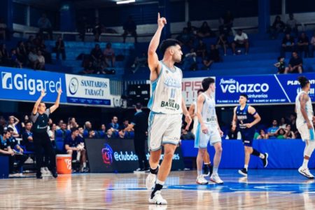 Básquet: OTC ganó y sigue invicto imagen-8