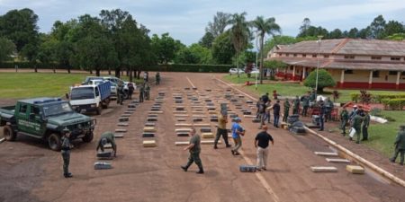 Otro golpe al narcotráfico: incautaron casi 2.000 kilos de marihuana en Misiones imagen-6