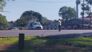 Cortes de luz en varias partes de la ciudad complican el tránsito imagen-3