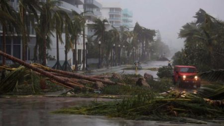 La ciudad de Miami declara el Estado de Emergencia ante el avance del huracán Milton imagen-5