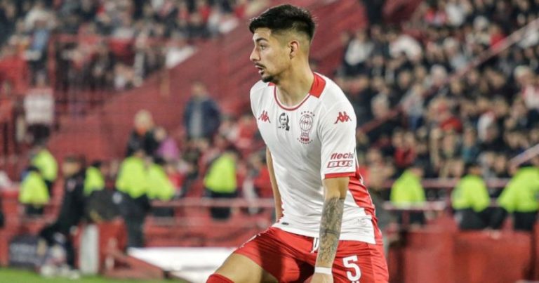 Atento Huracán: Alarcón podría perderse las semifinales de la Copa Argentina por lesión imagen-4