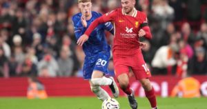 El Liverpool de Mac Allister pasó el primer examen en la Premier League y sigue líder: remontó al Chelsea de Enzo Fernández con un Salah inspiradísimo imagen-1