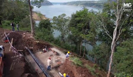 Montecarlo avanza con la construcción del sistema de captación de agua del río Paraná imagen-10