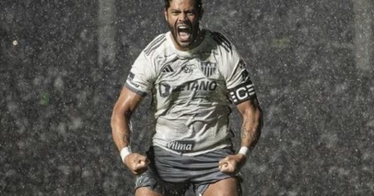 River, pendiente de la situación de Hulk: salió tocado en el final de Mineiro-Vasco imagen-5