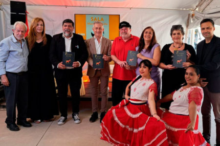 “Platero Ha Che” se presentó hoy en feria del libro de Carlos Paz imagen-6