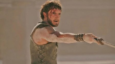 Si vas a ver 'Gladiator II' para que Ridley Scott te dé una lección de historia, no has entendido nada: Puro espectáculo con un Paul Mescal digno heredero de Russell Crowe imagen-7