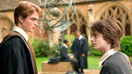 Daniel Radcliffe tiene una relación "muy extraña" con Robert Pattinson: "Solo nos comunicamos a través de periodistas" imagen-6