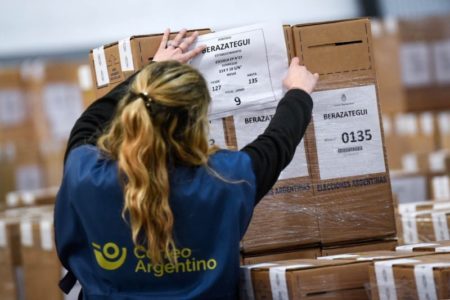 ¿Peligra el Correo Argentino?: el Gobierno desreguló el servicio postal imagen-13