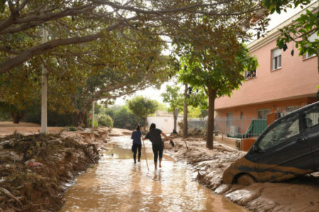 Alerta roja en el litoral de Valencia por nuevas tormentas de gran intensidad imagen-13