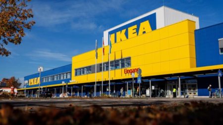 IKEA pagará US$ 6.5 millones a los prisioneros de Alemania del Este obligados a fabricar sus muebles en una medida histórica imagen-8