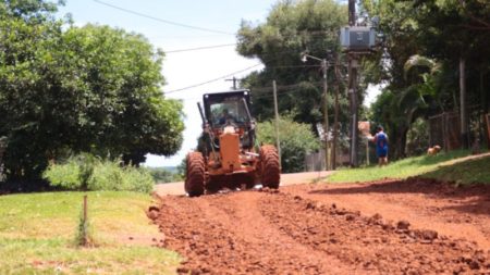 Obras Públicas: calles terradas, el permanente trabajo anual | OberaInside.com.ar La Noticia Junto a VosObras Públicas: calles terradas, el permanente... imagen-9