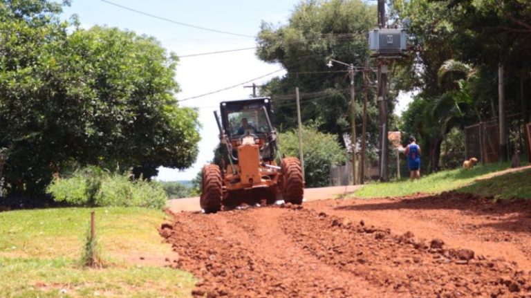 Obras Públicas: calles terradas, el permanente trabajo anual | OberaInside.com.ar La Noticia Junto a VosObras Públicas: calles terradas, el permanente... imagen-5