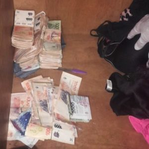 Detuvieron a un presunto «dealer» con dosis de droga y más de un millón de pesos adquirido por la venta del estupefaciente imagen-1