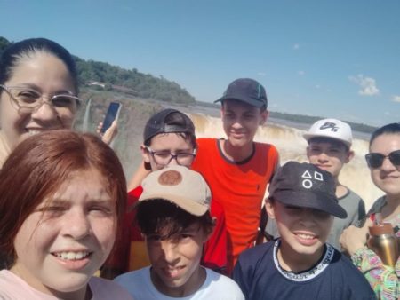 Niños de la Red Maker de San Javier disfrutan una experiencia única en la Copa Robótica y visitan las Cataratas del Iguazú imagen-7