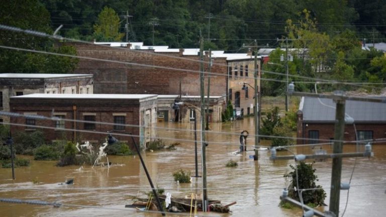 Donald Trump ha prometido retirar a EE.UU. del acuerdo climático global mientras 2024 se perfila como el año más caluroso registrado imagen-4