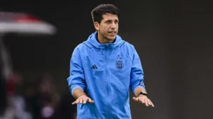 Ante la salida de Mascherano, Diego Placente se haría cargo de la Selección Argentina Sub-20 - TyC Sports imagen-1