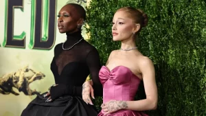 Desmienten rumor sobre la disparidad salarial entre Cynthia Erivo y Ariana Grande en "Wicked" imagen-3