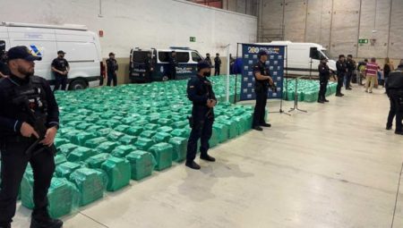 Incautan 13 toneladas de cocaína en España, el mayor decomiso en la historia del país imagen-7